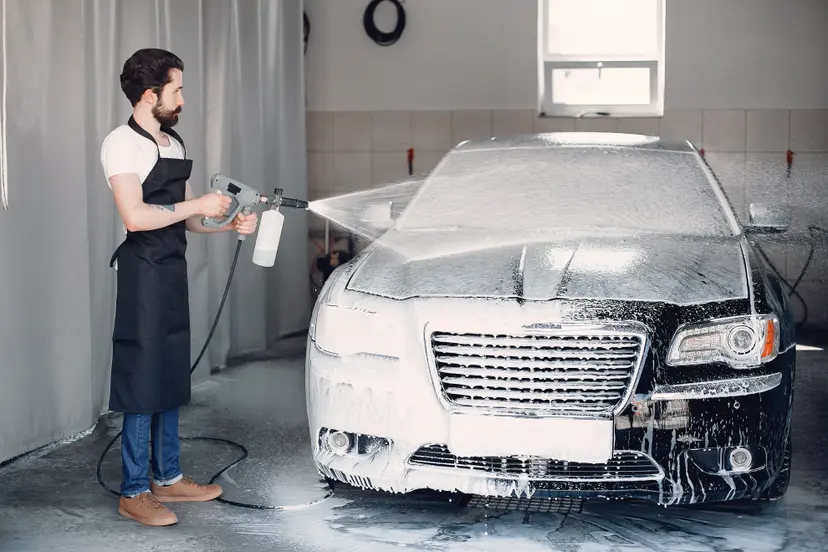 Car Cleaning in Mushayrib